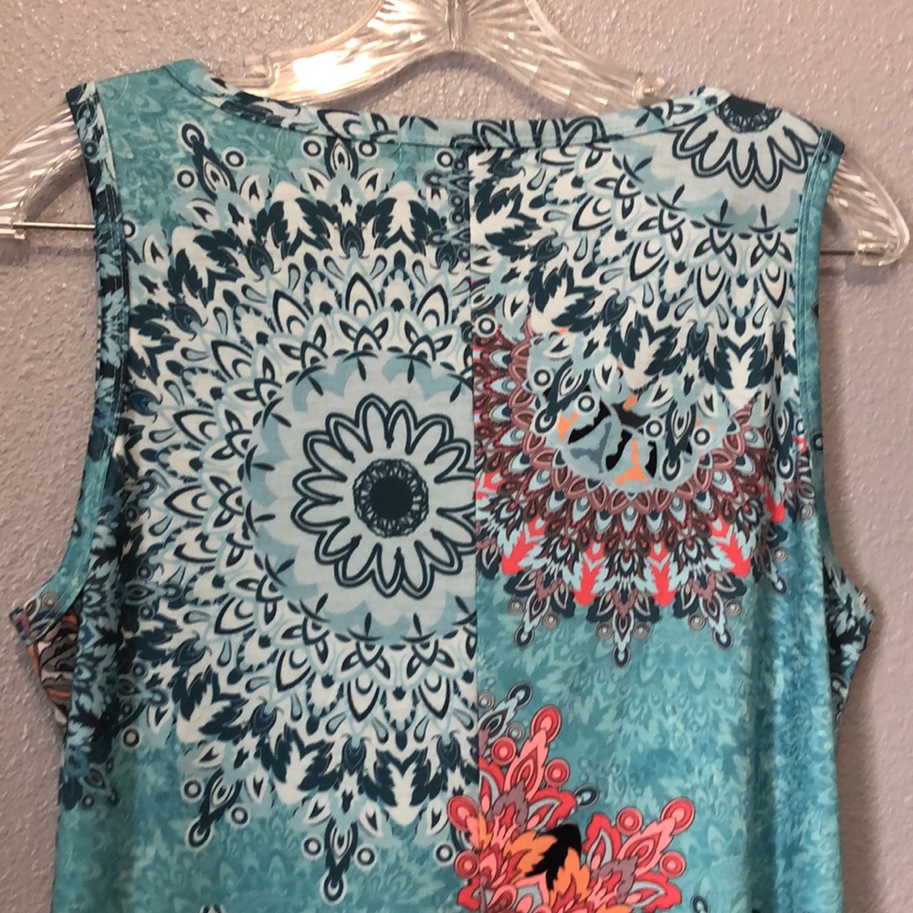 Zesica dress Women's M Medium sleeveless abstract medallion knit scoop neck EUC - Picture 8 of 10